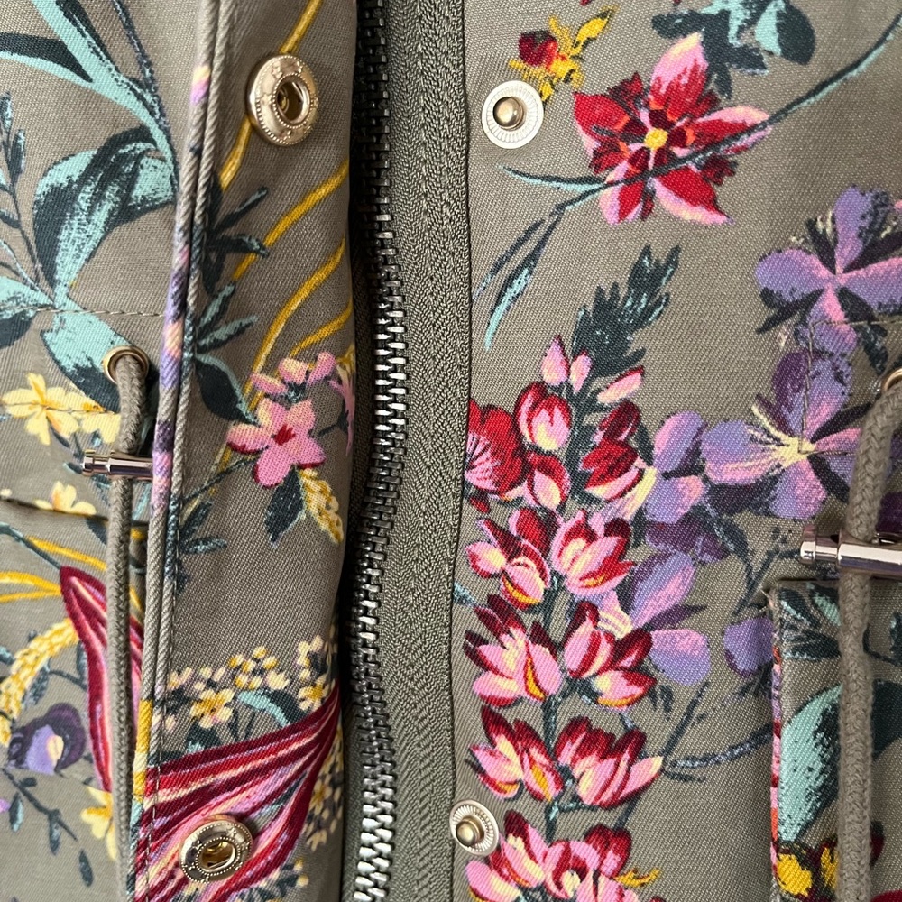 H&M Women’s Lined Utility Jacket with Floral Print Size 8 - Picture 12 of 14